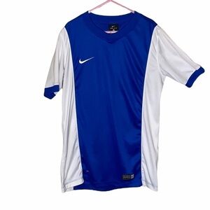 Nike blue short sleeve tee shirt